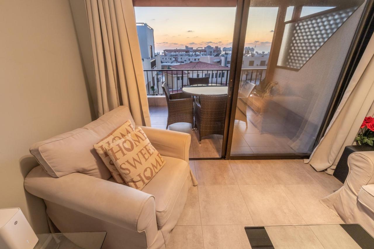 Alexis Apartments - Lovely 2-Bedroom With Swimming Pool Πάφος Εξωτερικό φωτογραφία